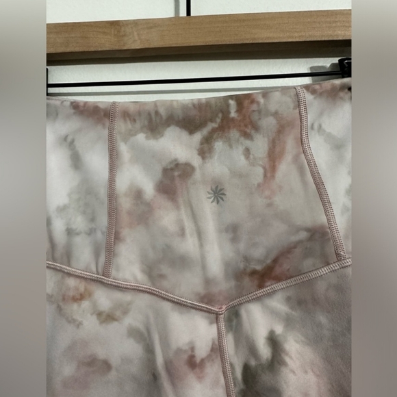 Athleta Elation Athletic/Fitness Leggings 1X (16-18) Snow Dye Rosario Pink - Picture 7 of 8